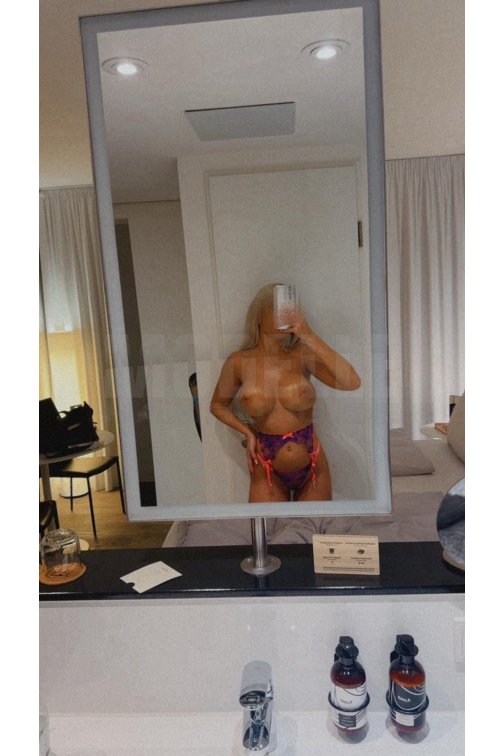 Carla, 20, 167cm, 49kg, 80 D