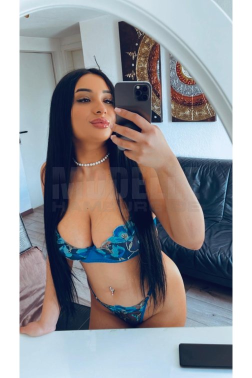 Karina Nur heute, 23, 158cm, 50kg, 75 D