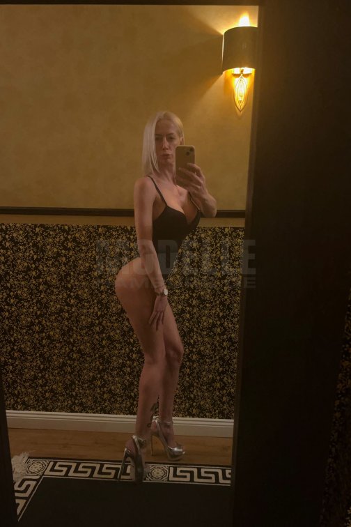 Amy Eleganz, 27, 170cm, 50kg, 80 D