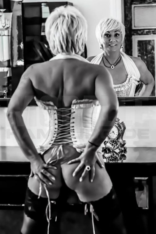 Lana, 49, 166cm, 60kg, 75 C