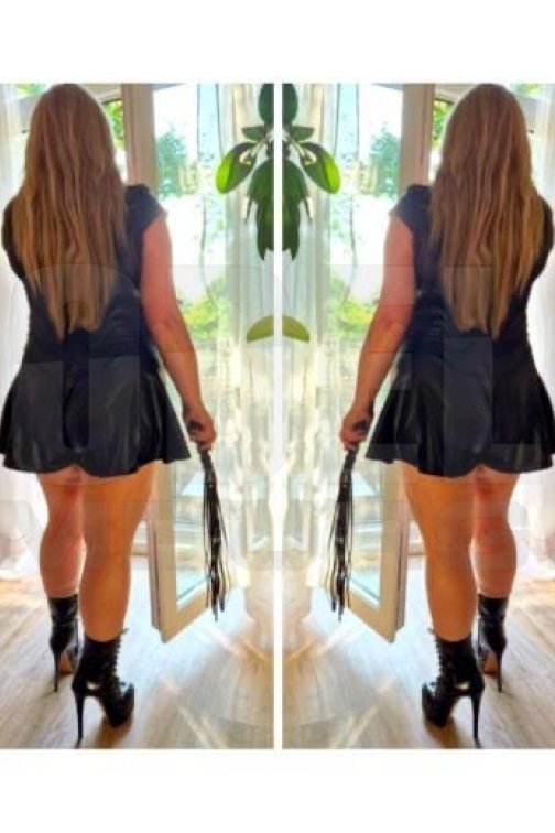 KIKI, 44, 163cm, 80kg, 85 D