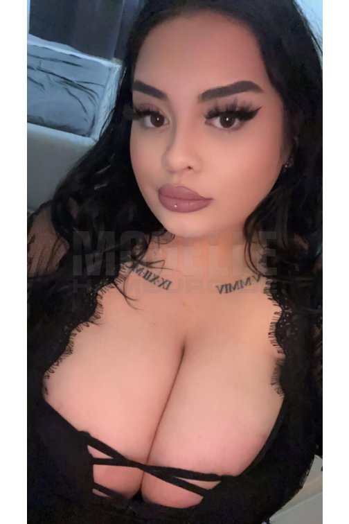 MELISSA MOLLY, 23, 170cm, 90kg, 90 G