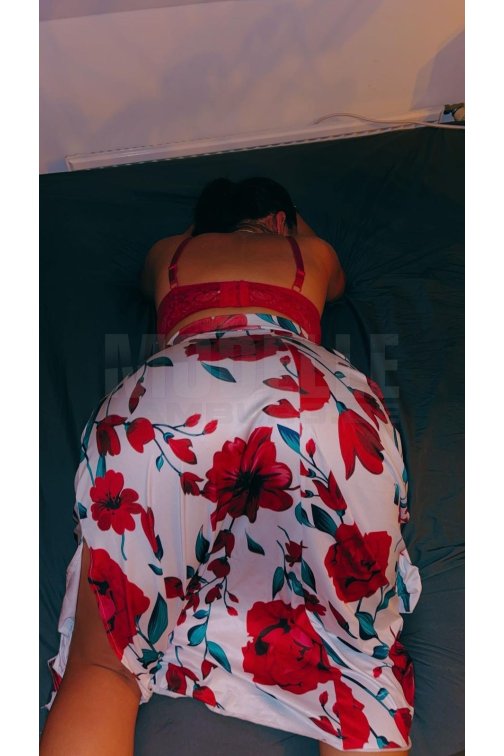 Sophie, 23, 165cm, 70kg, 85 C