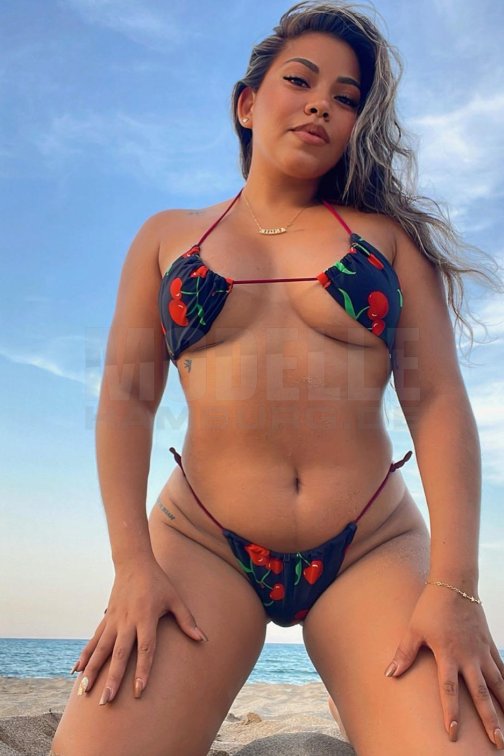 Georgina, 23, 158cm, 60kg, 75 D