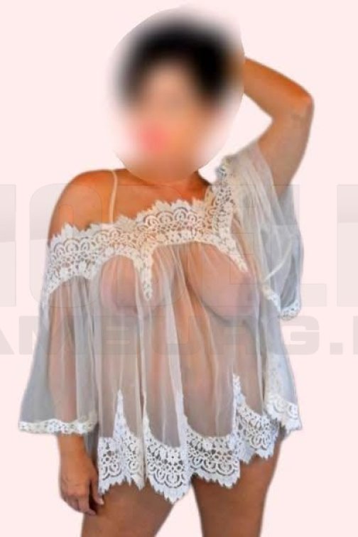 Anitta, 51, 172cm, 79kg, 80 D