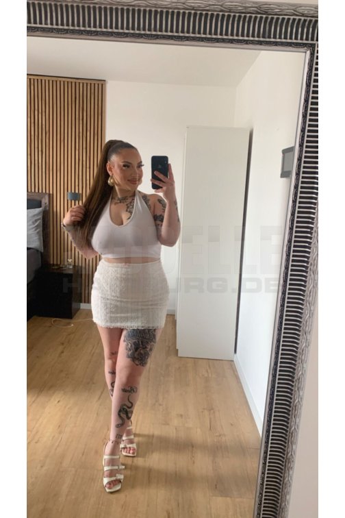 Emily, 24, 165cm, 70kg, 110 E