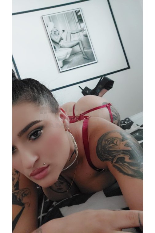 Laura, 20, 167cm, 62kg, 80 D