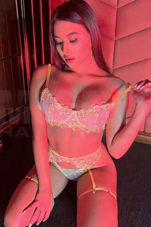 Elsa, 29, 168cm, 62kg, 80 C