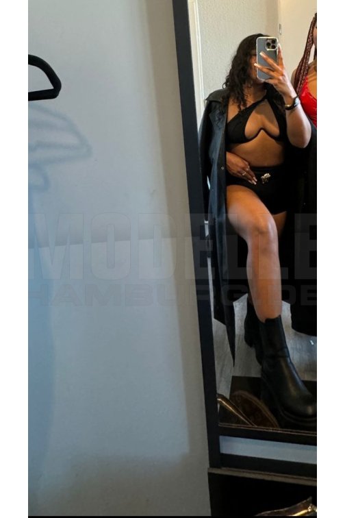 Adriana, 23, 160cm, 65kg, 75 B